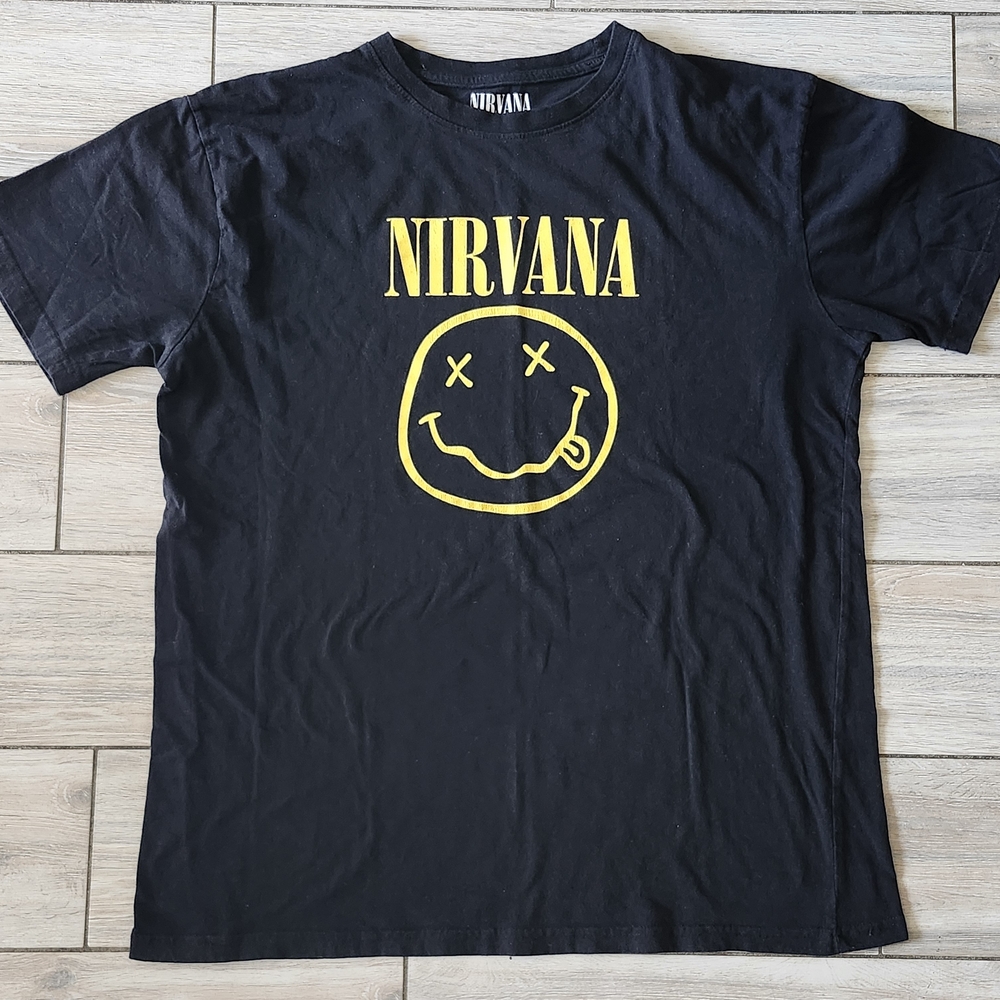 NIRVANA Band Tee